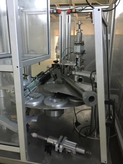 FREEZER 400 + 600L/H + REMPLISSEUSE PANCOLINI 2400 U/H 