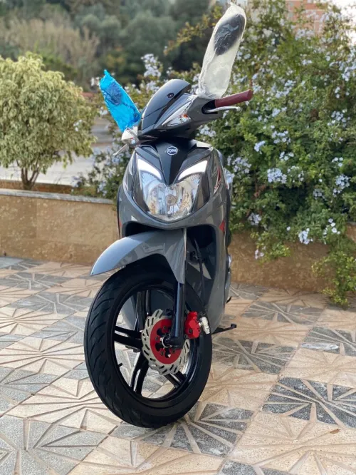 Sym Sr 2025
