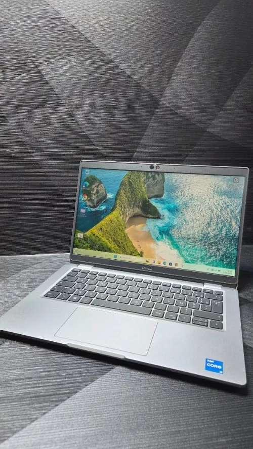 DELL Latitude 5320 i5 11th gen - Ram16gb - 256ssd - ECRAN TACTILE 13"