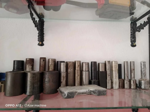lame de cisaille Electrique , courroie, pédale, encodeurs, les axes de coudeuse, pompe, capteur. 