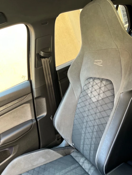 Volkswagen Golf 8 2024 R-Line