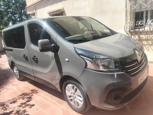 Renault Trafic 2018 Passenger 9 place