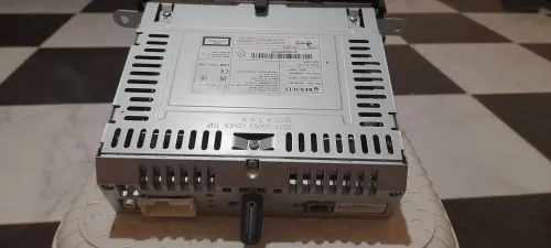 Poste radio original renaut symbol2,dacia logan2