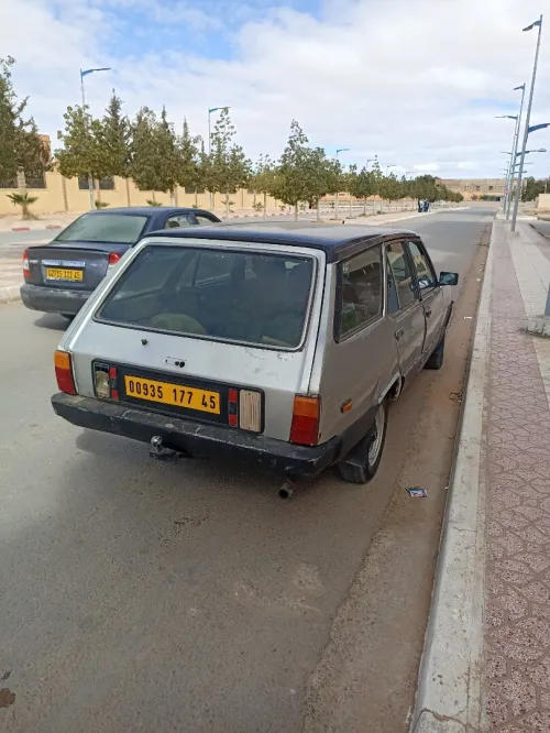 Seat E131  1600 familair 1977 131 E