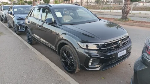 Volkswagen T-Roc 2025 Black black  full