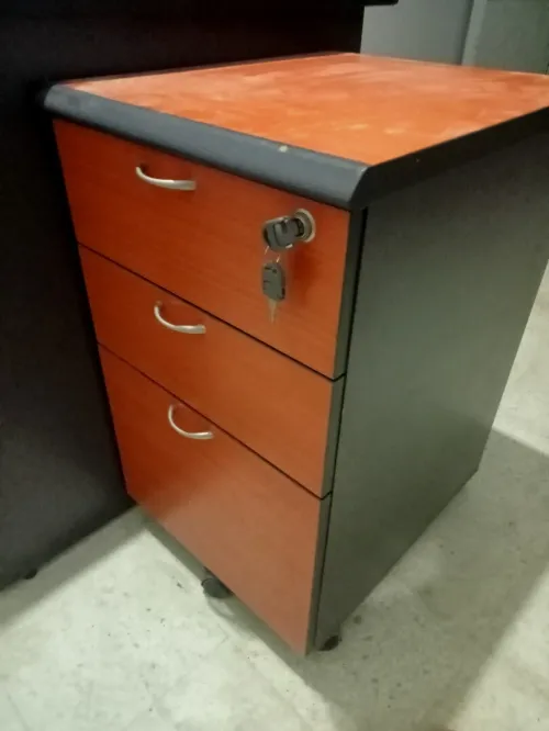 Bureau Revol 1,60m et caisson fixe F33