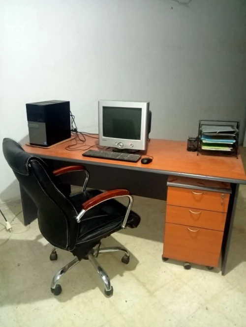 Bureau Revol 1,60m et caisson fixe F33
