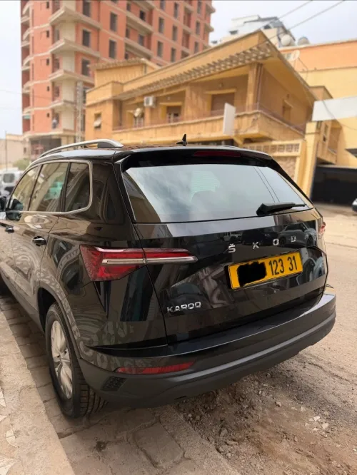 Skoda Karoq 2023 Européenne
