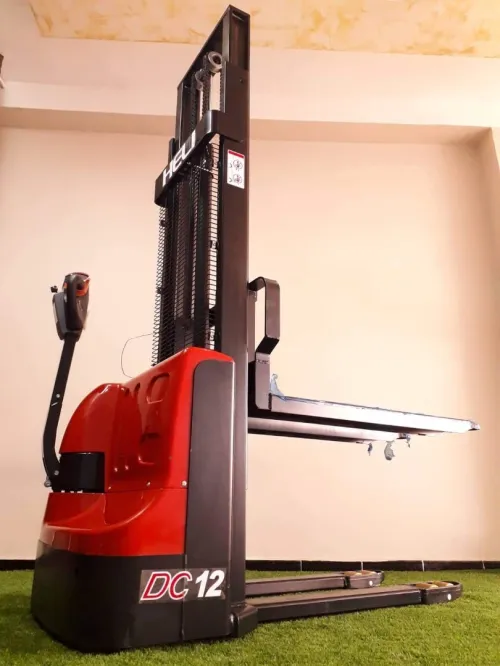 Gerbeur semi électrique Heli