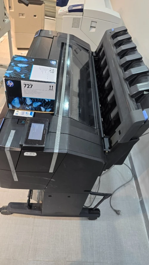 Traceur hp t920