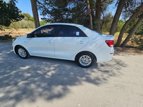 Kia Pegas 2025 