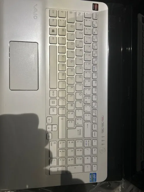 Sony vaio i3 