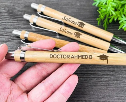 Stylos personnalisés + boite  cadeau idéal pour offrir  !