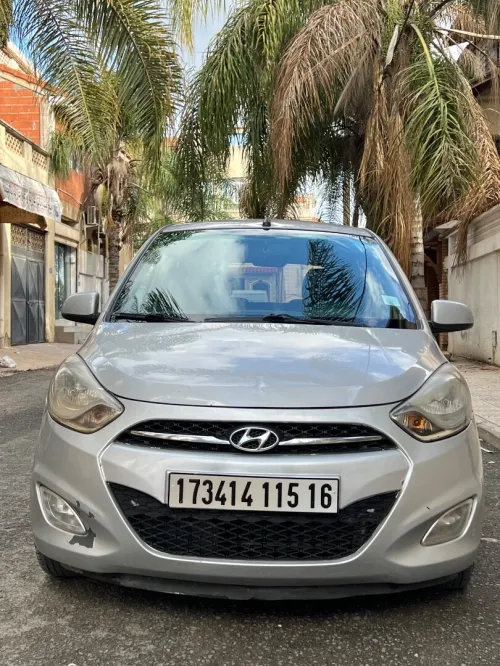 Hyundai i10 Plus 2015 PRESTIGE