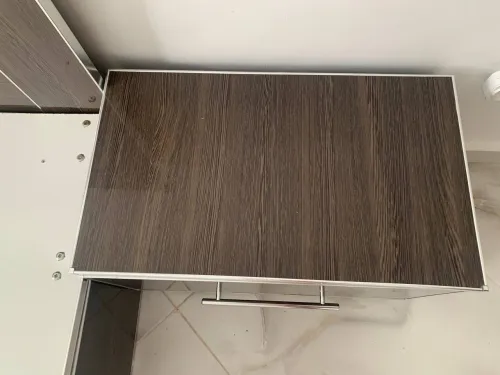 canapé avec table de nuit 