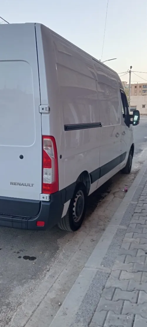 Renault Master 2021