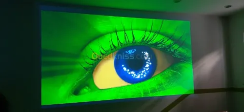 Sony VPL-VW60 SXRD Projector