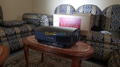 Sony VPL-VW60 SXRD Projector