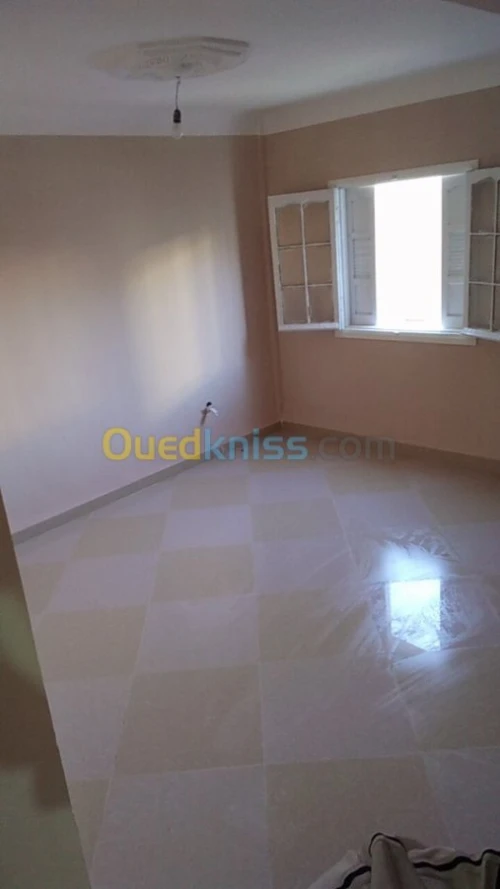 Vente Appartement F3 Sidi bel abbes Ain el berd