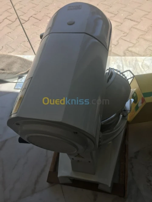 BATTEUR 20 LITRE PROFESSIONEL COMAF