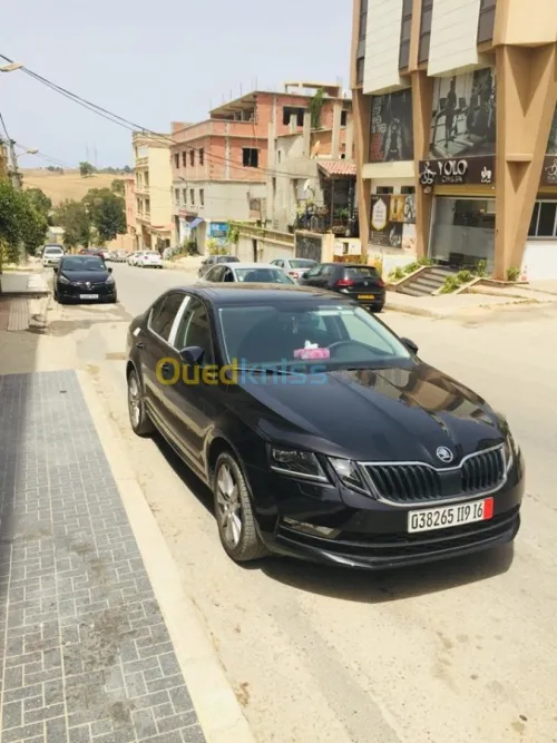 Location de Voiture VIP avec Chauffeur