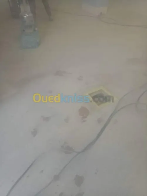 Travaux de ponçage et époxy et Étanché