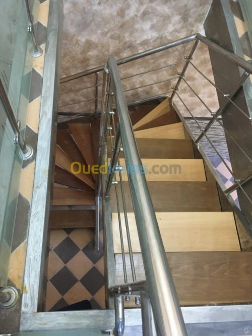 réalisation tout types d'escalier .