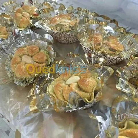 des gateaux traditionals et sec 