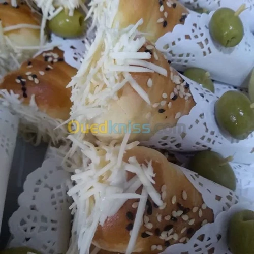 des gateaux traditionals et sec 