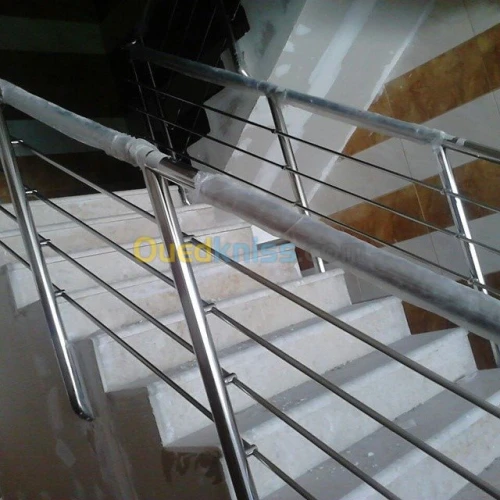 Rampe d'escalier inox et garde corps  
