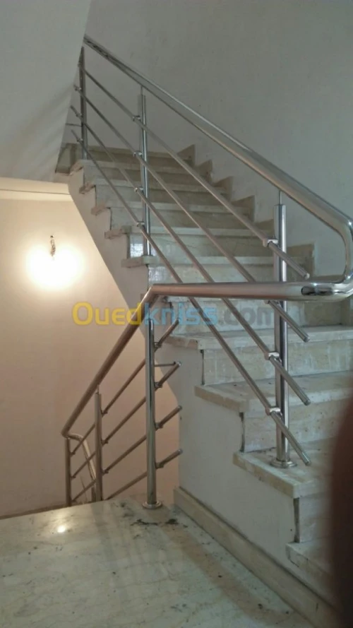Rampe d'escalier inox et garde corps  