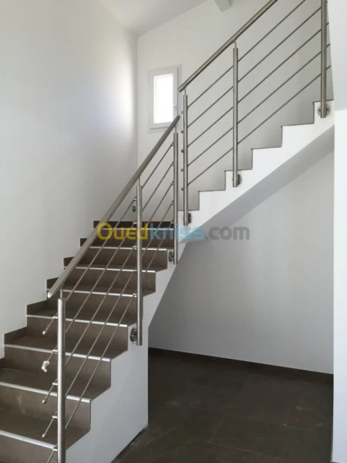 Rampe d'escalier inox et garde corps  