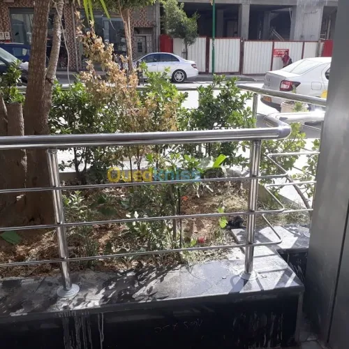  rampe d'escalier en inox et verre 