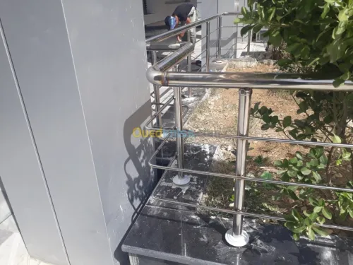  rampe d'escalier en inox et verre 