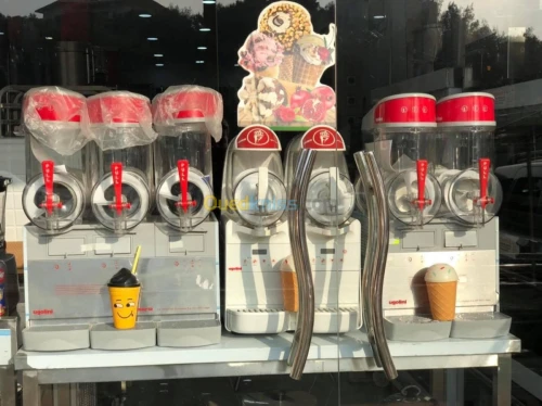 Machine a jus / et granita jus glacée