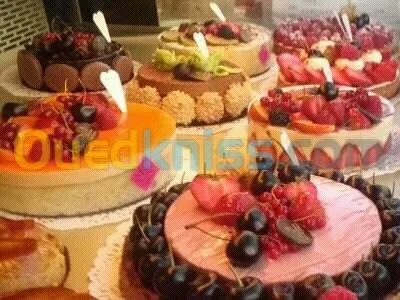 Piece montée gateaux d'anniversaire 