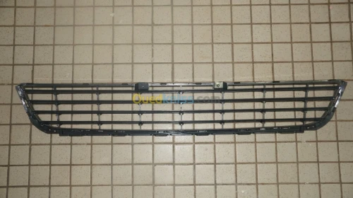 Grille calandre inférieure Golf 6  