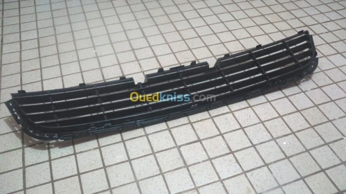 Grille calandre inférieure Golf 6  