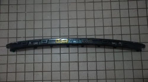 Grille calandre inférieure Golf 6  