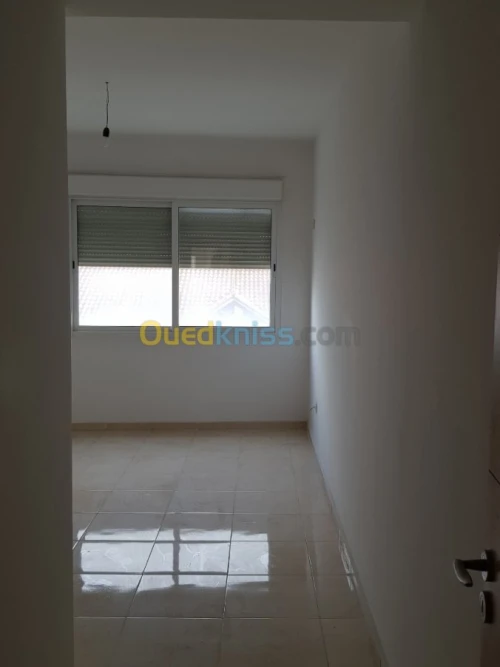 Location Appartement F4 Alger Birtouta