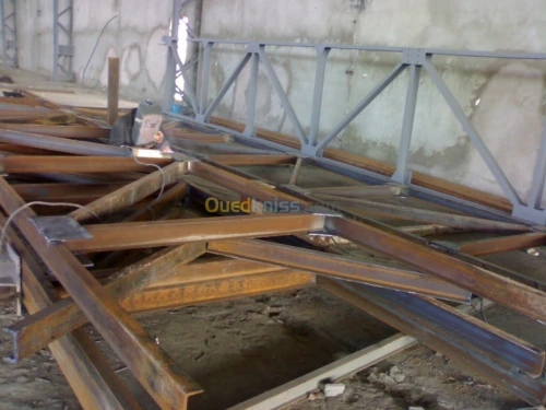 CONSTRUCTION METALLIQUE