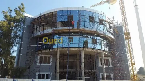 Habillage de façade de bâtiment