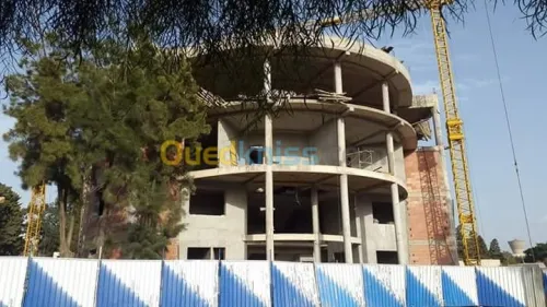 Habillage de façade de bâtiment