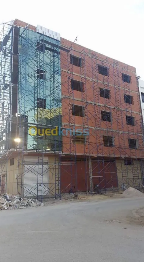 Habillage de façade de bâtiment