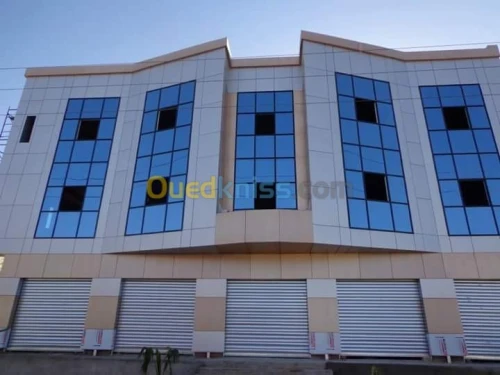 Habillage de façade de bâtiment