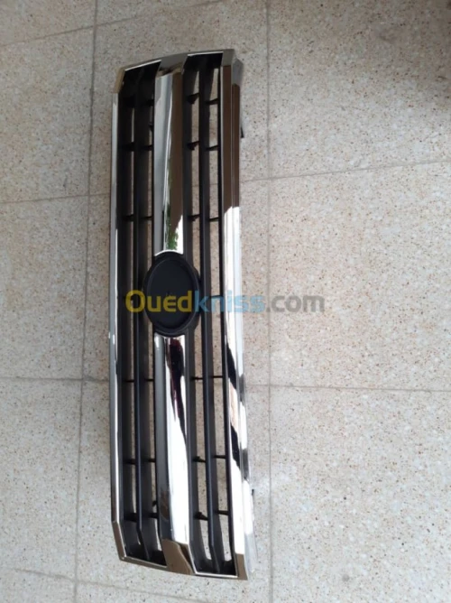 CALANDRE FORYOTA 2008 ZX AUTO