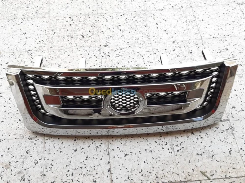 CALANDRE FORYOTA ADMIRAL 2012