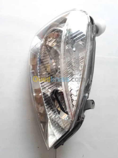 PHARE OPTIQUE TATA INDICA NV