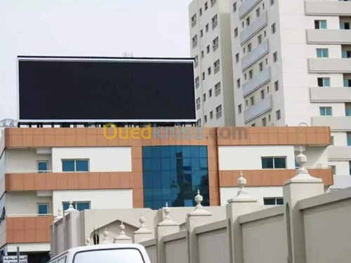 Led écran géant  شاشات العرض العملاقة