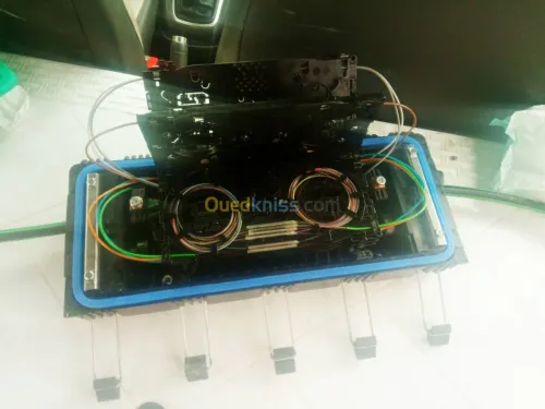 Raccordement des câbles fibre optique